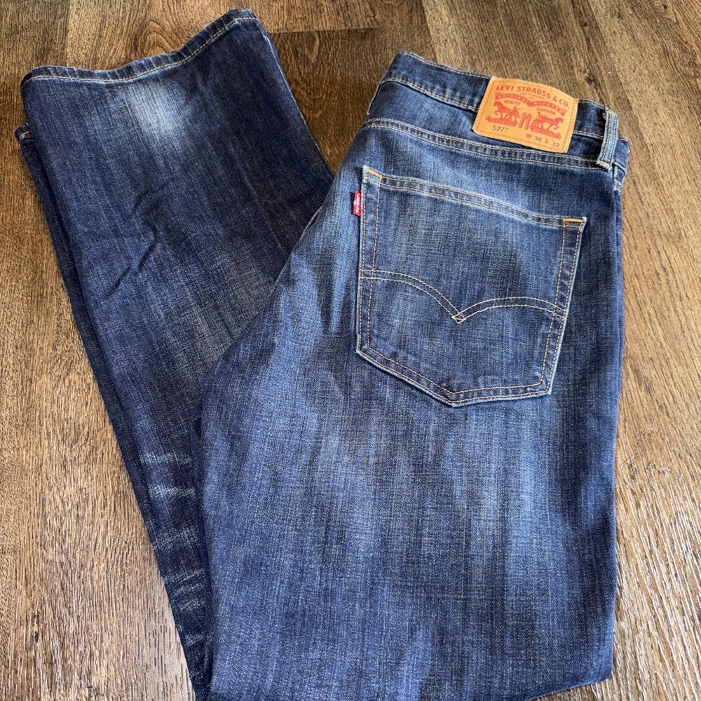 Levi's 527 Jeans Mens 36x32 Dark Blue Cotton Denim Bootcut Stretch Workwear